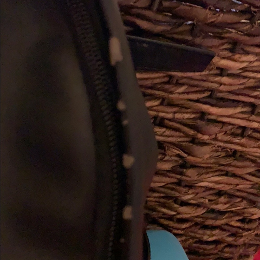 Backpack - Picture 4 of 4